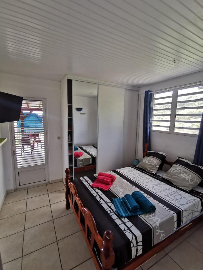 Haut De Villa Chez Ghighi Rivière-Pilote Exteriör bild